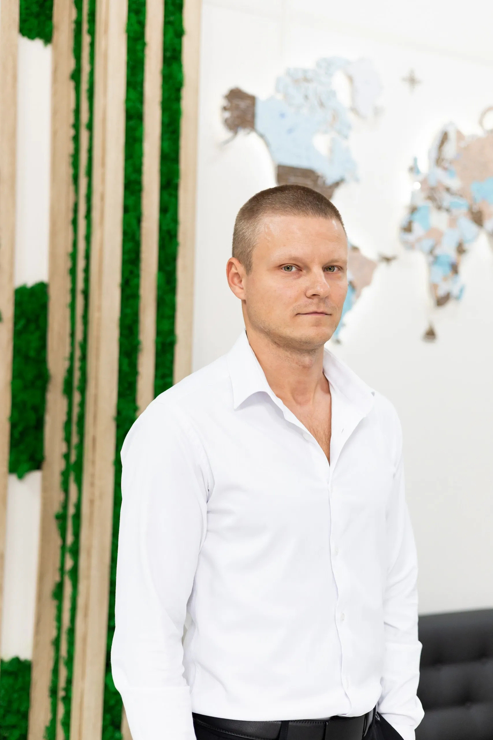 Роман Евгеньевич, менеджер по логистике